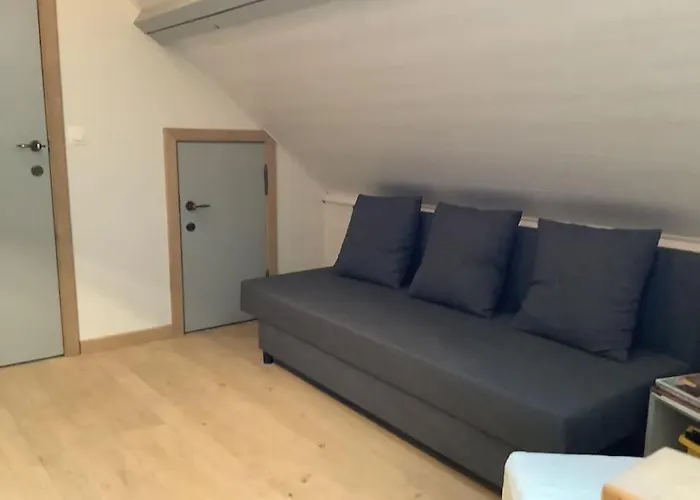 La Maisonnette * Porcheresse (Belgium Luxembourg)